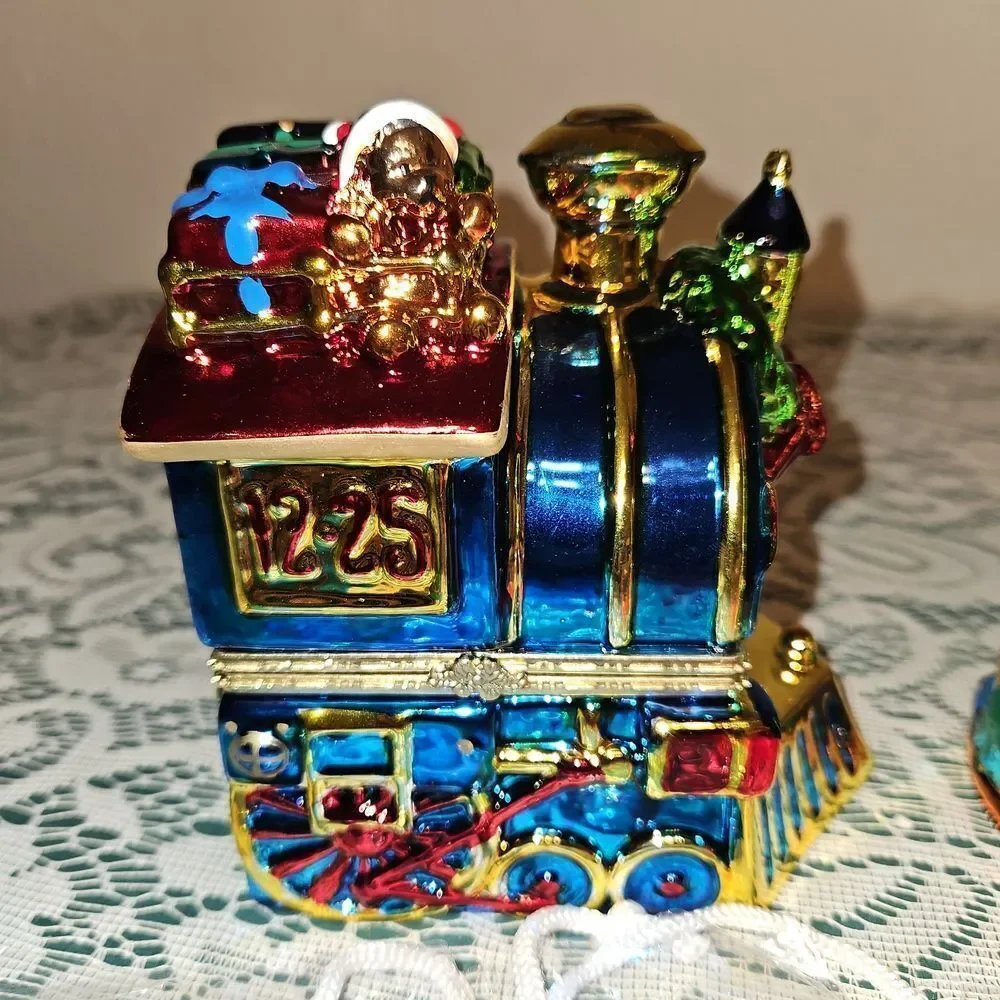 Set of 3 Mr. Christmas Animated Porcelain Hinged Trinket Music Boxes